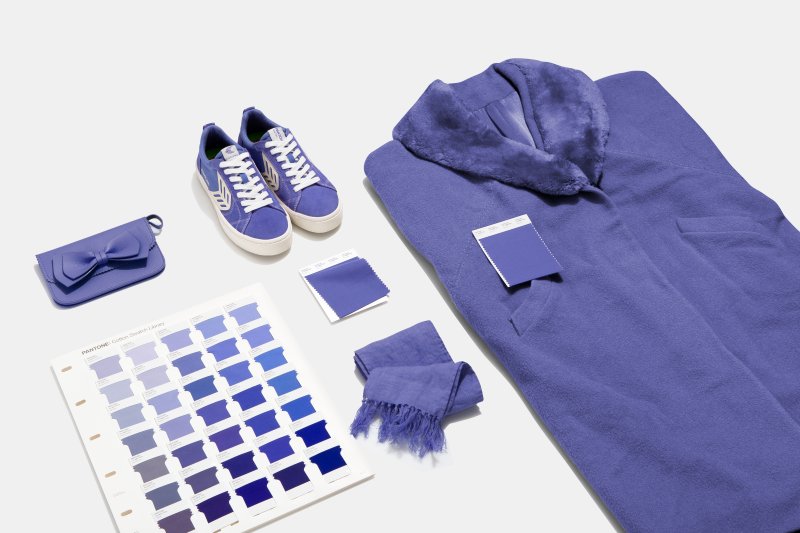 pantone-02