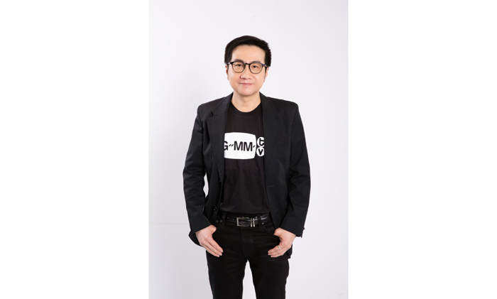 คุณสถาพร
