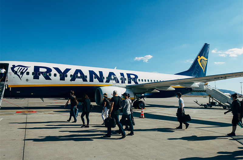 Ryan-Air-001