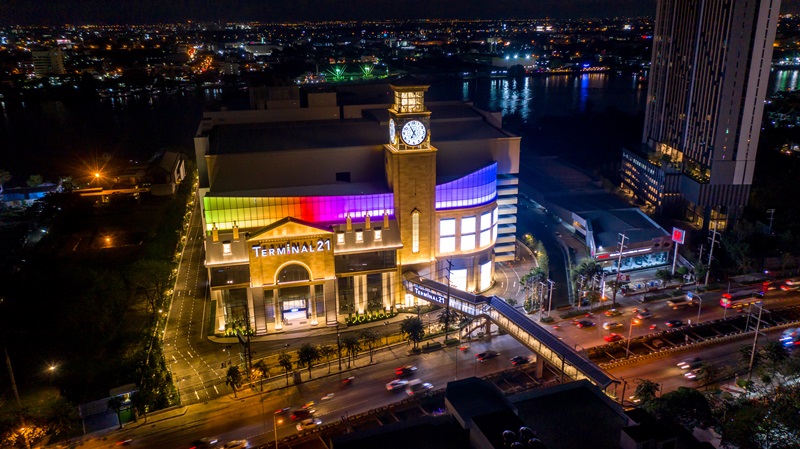 Terminal21