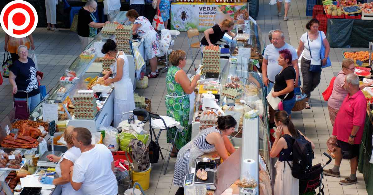 Budapest,,Hunagry,-,August,5,,2022:,Large,Food,Market,From