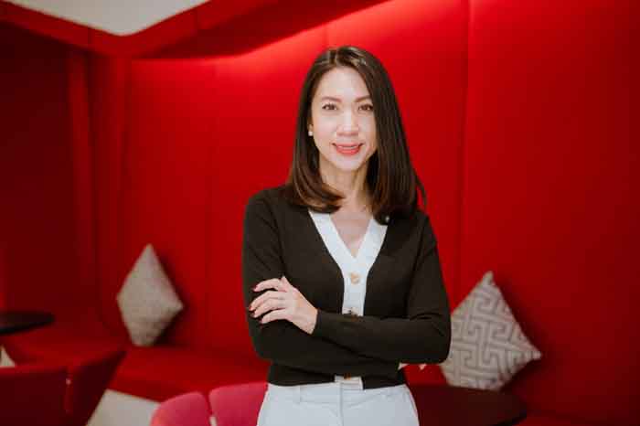 Ms. Phichamon