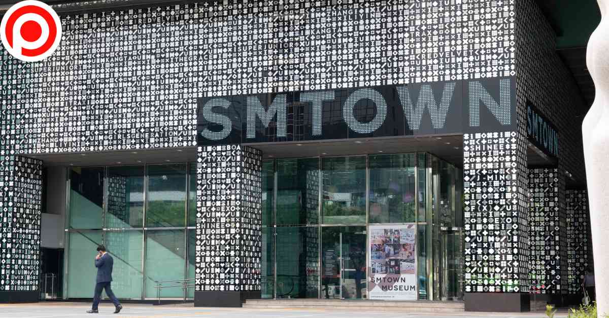 SM Town SM Entertainment  เอสเอ็มเอนเตอร์เทนเมนต์