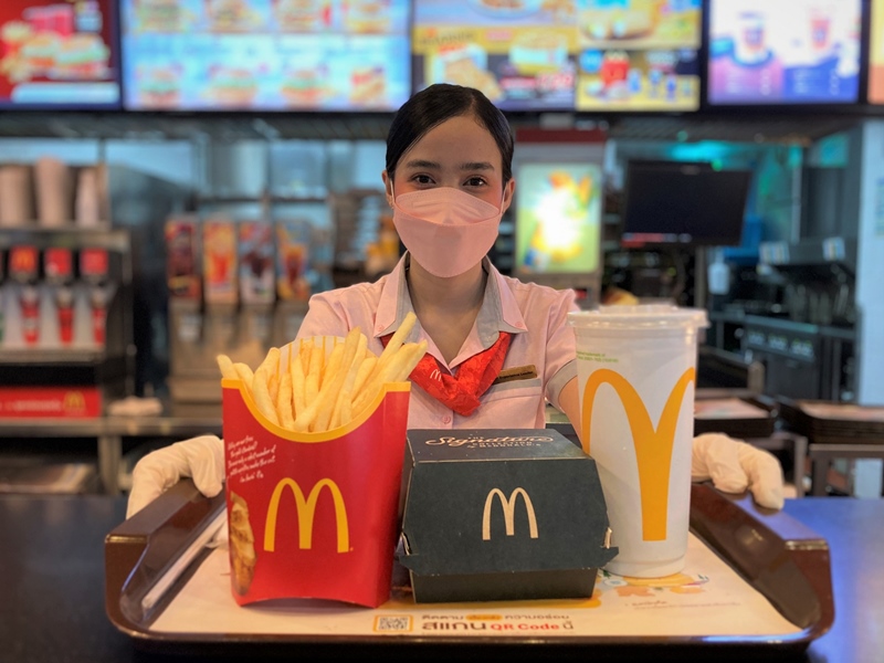 Photo-for-Press_McD-PressBriefing_15