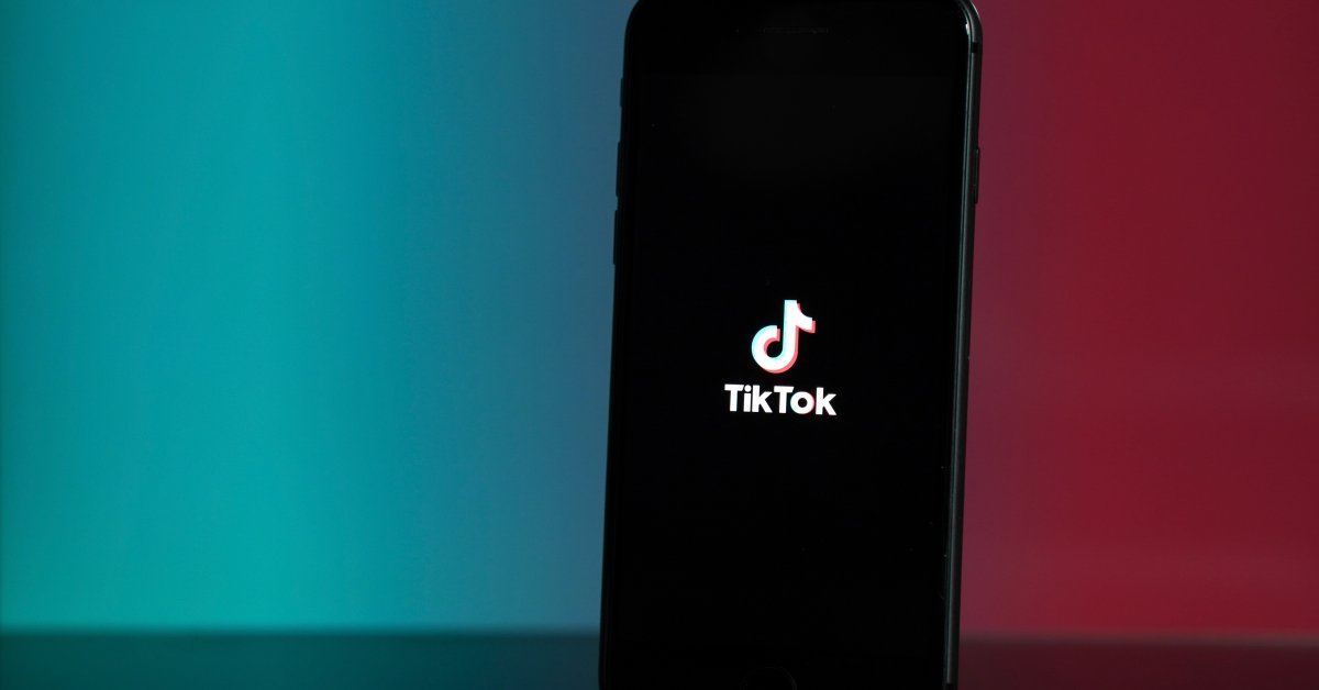 TikTok (ติ๊กต็อก)