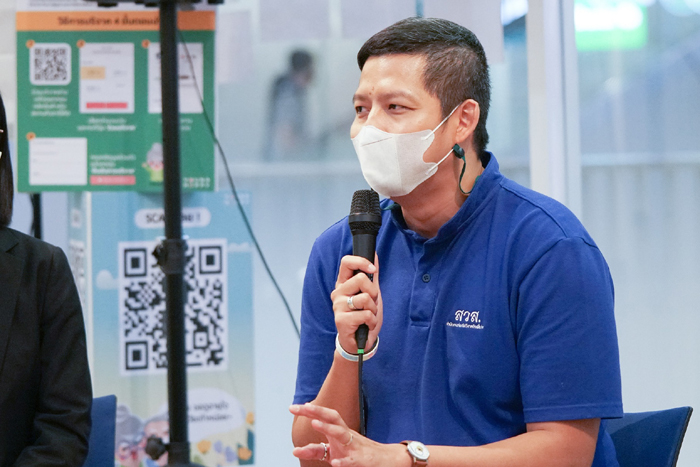คุณธนาวุฒิ