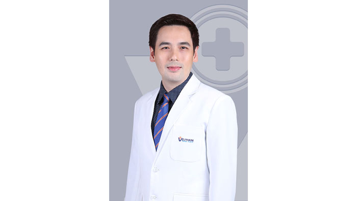 นาวาโทนพ.-บุญเลิศ