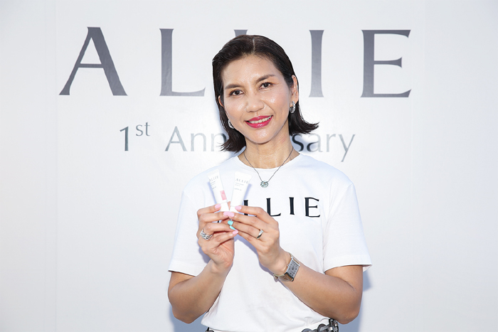แสงเดือน