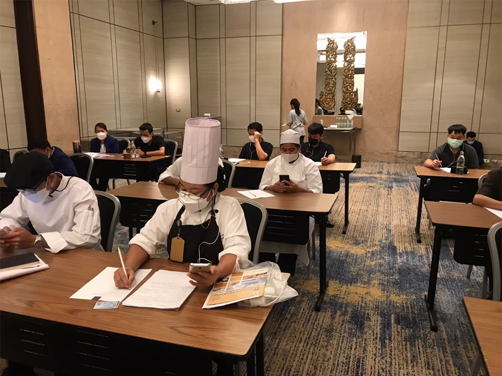Food-Passion-Education-Biz-04