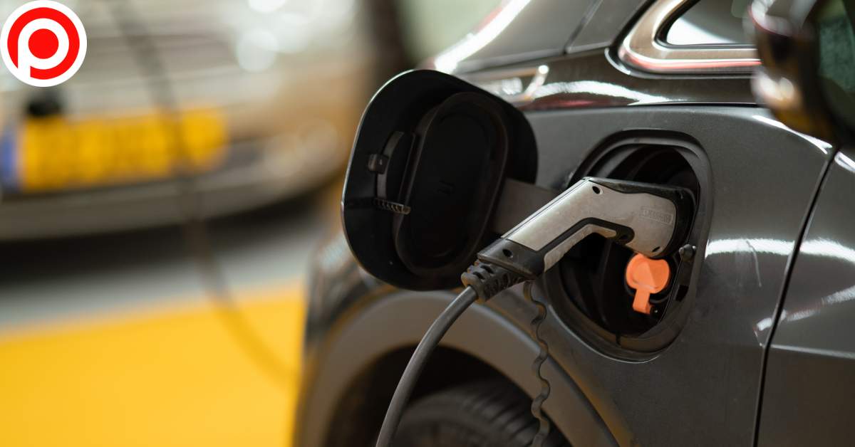 EV รถยนต์ไฟฟ้า Charging ชาร์จ