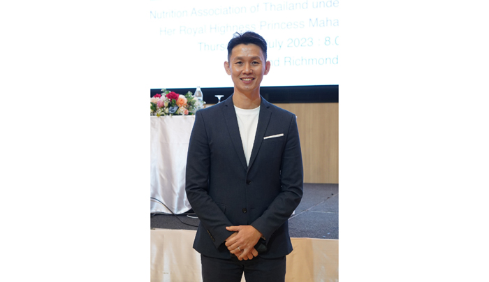 รศ.-ดร.เจสัน