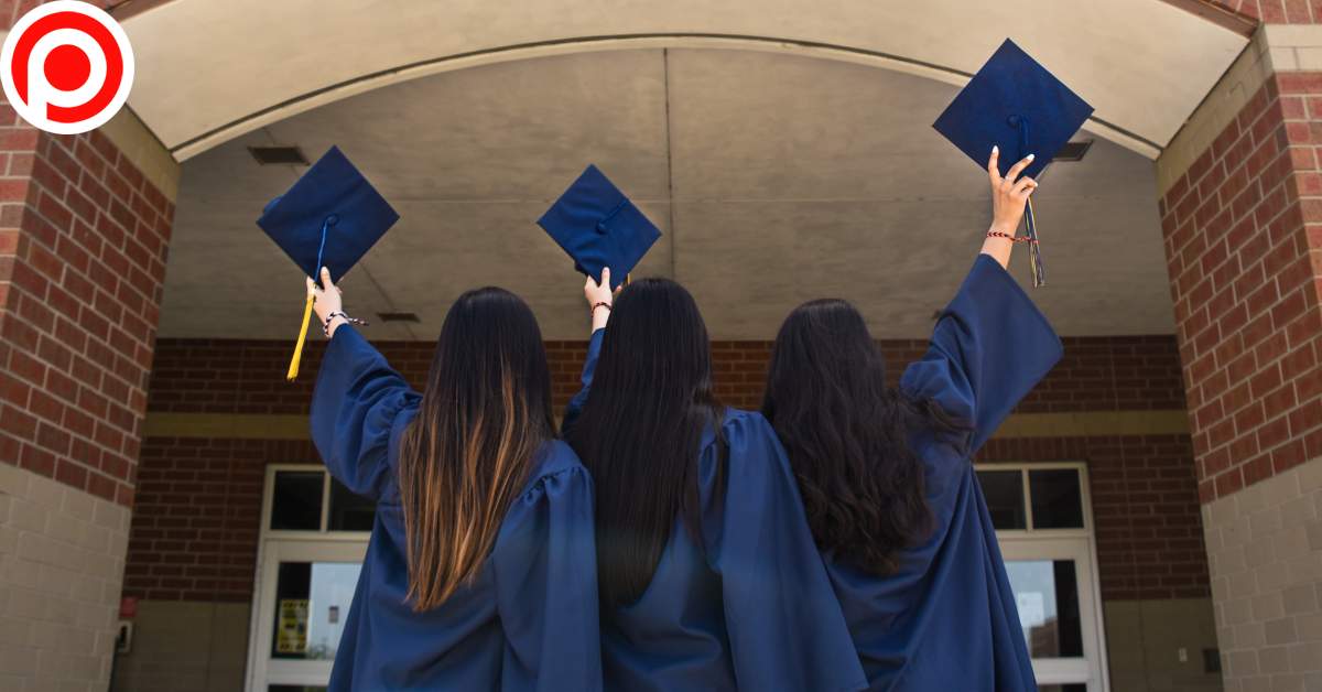 University Students นักศึกษา มหาวิทยาลัย