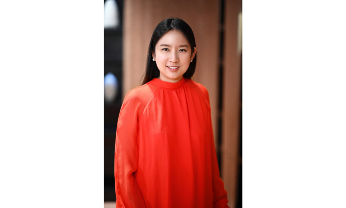 นางณัฐธีรา