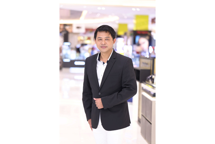 นายนพดล