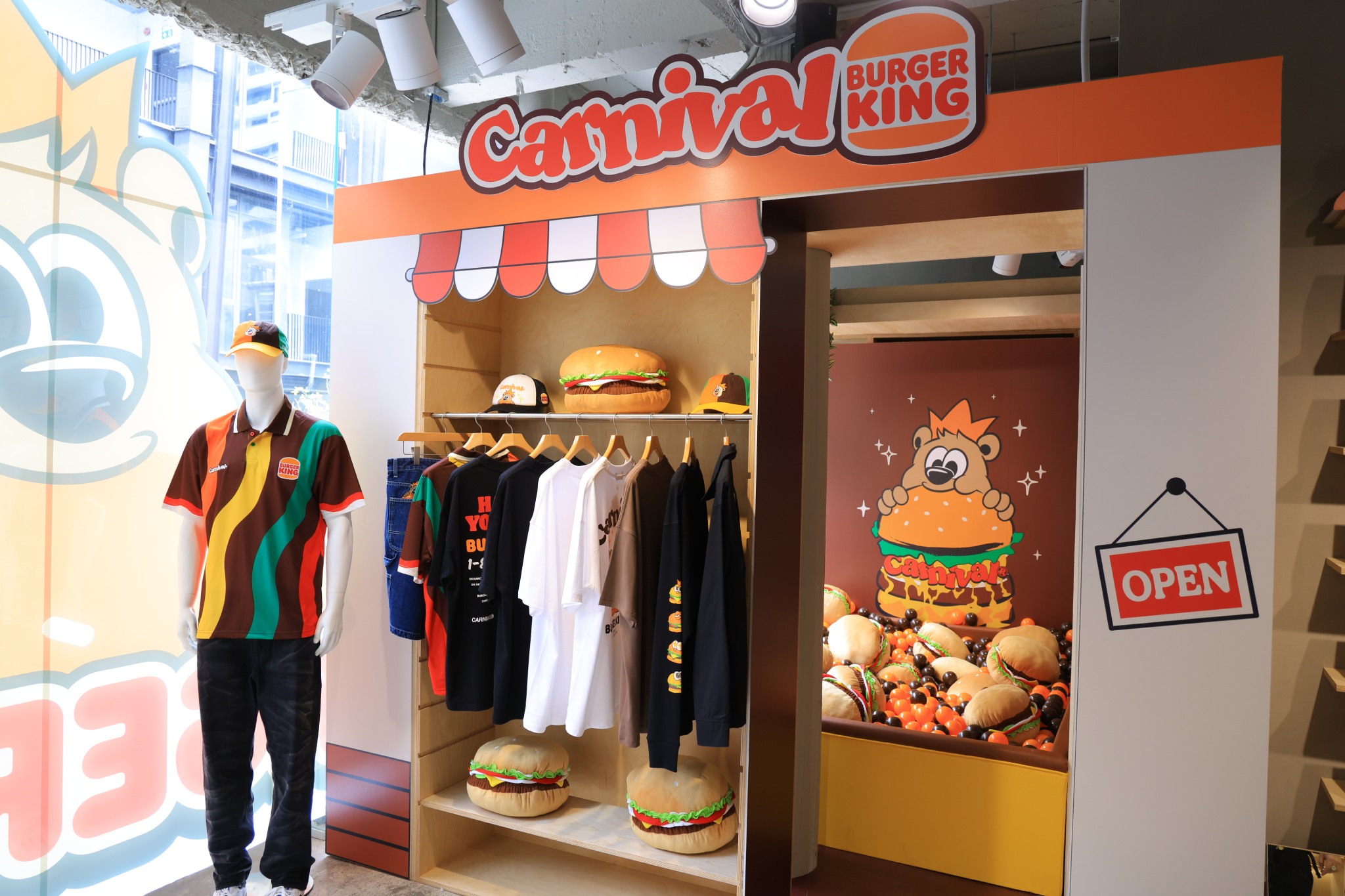 05-แคมเปญ-BURGER-KING-MEETS-CARNIVAL