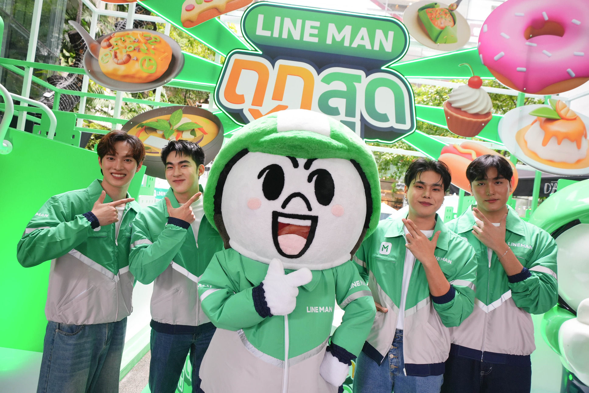 9-LINE-MAN-ถูกสุดทุกวัน-Press-Conference