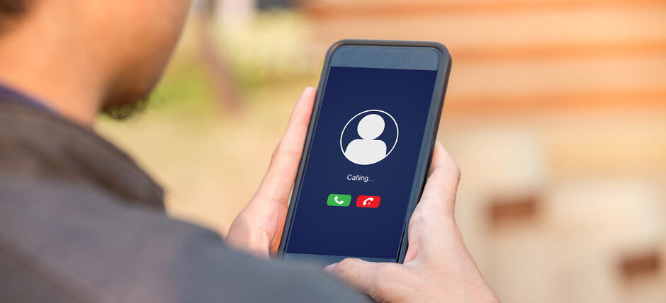 Voice,Call,Concept,On,The,Screen.,Man,Holding,Smartphone,Doing