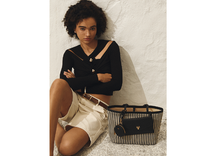DOUBLE-TOTE