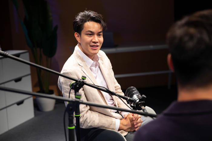 ไต้ฝุ่น-ตากเพชร