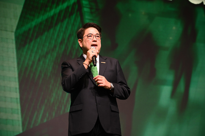 ดร.-พิพัฒน์พงศ์