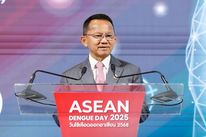 Mr.-Somsak-T