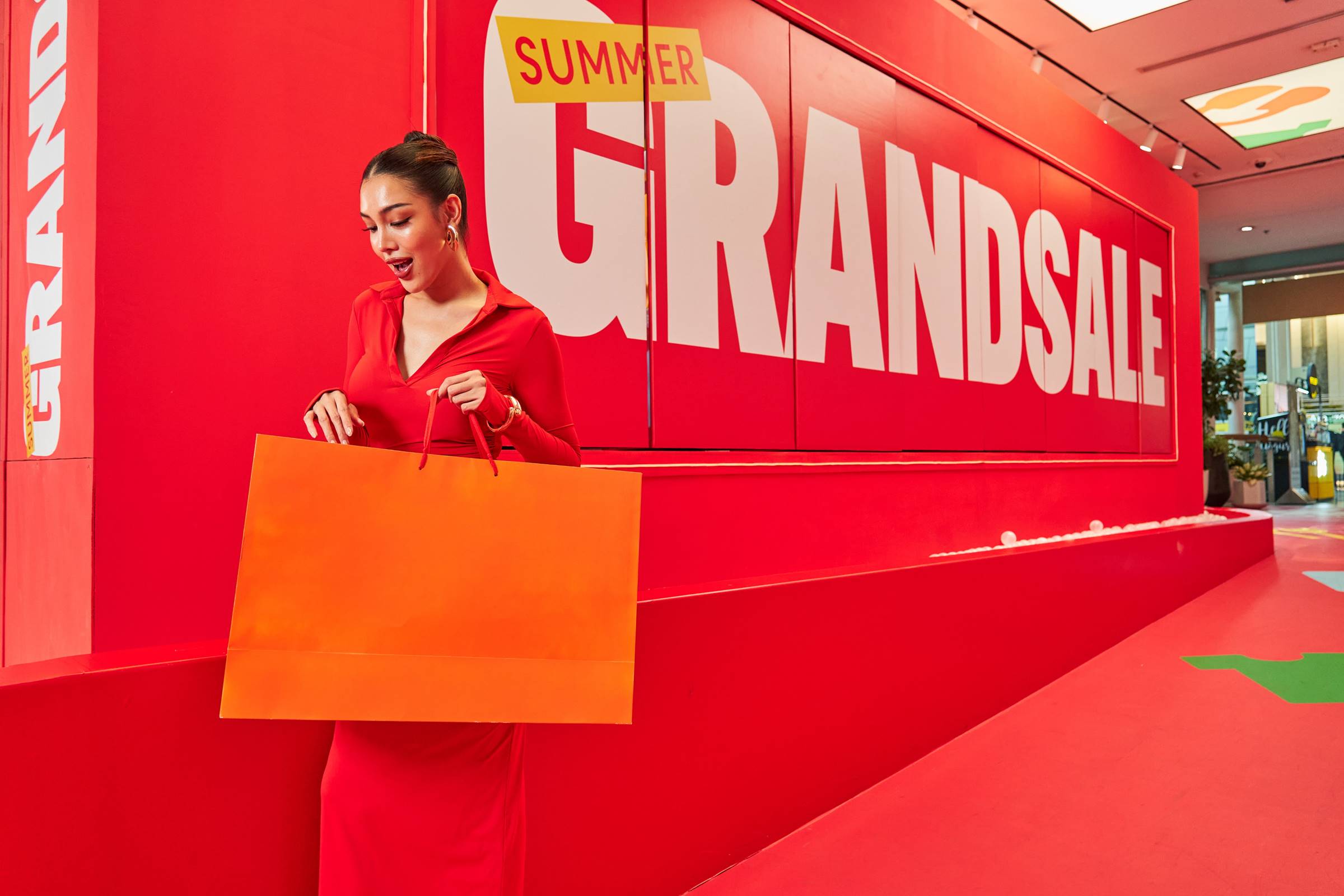 image027