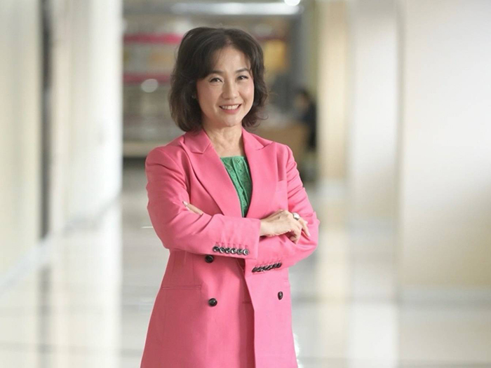คุณวรรณี-ควรสถาพร_แนวนอน
