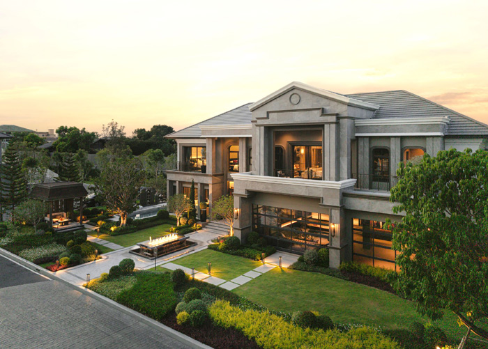 Grand