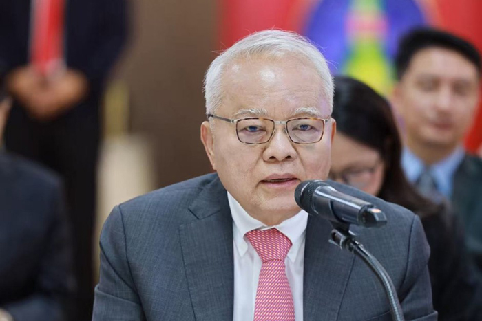 คุณเสถียร