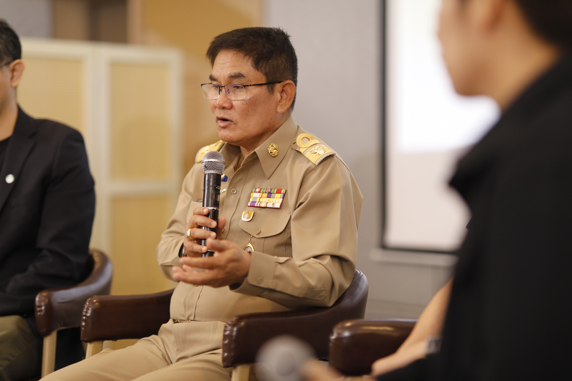 รองผู้ว่านครพนม-