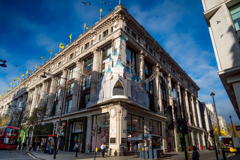 LINE_ALBUM_Selfridges-London_251128_18