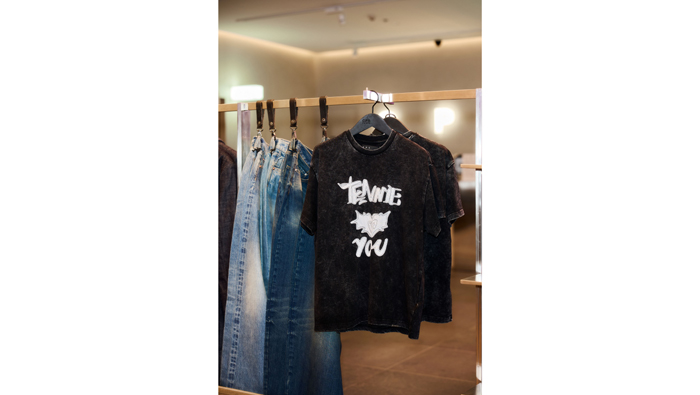 เสื้อยืด