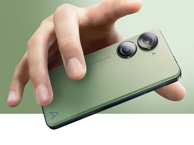 137778-asus-zenfone-10-1