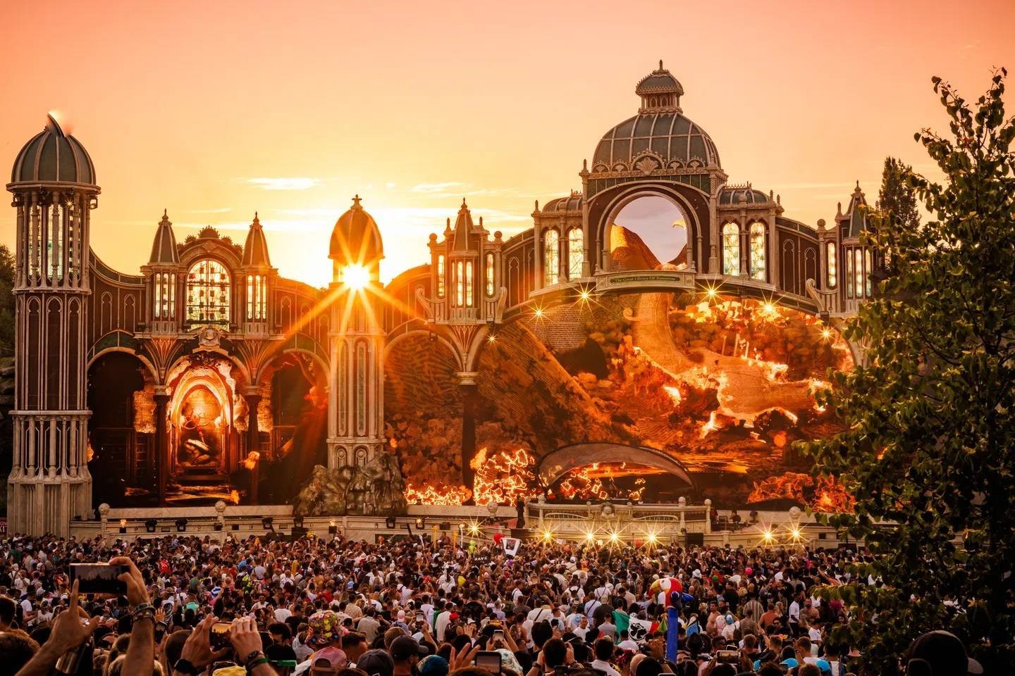tomorrowland thailand