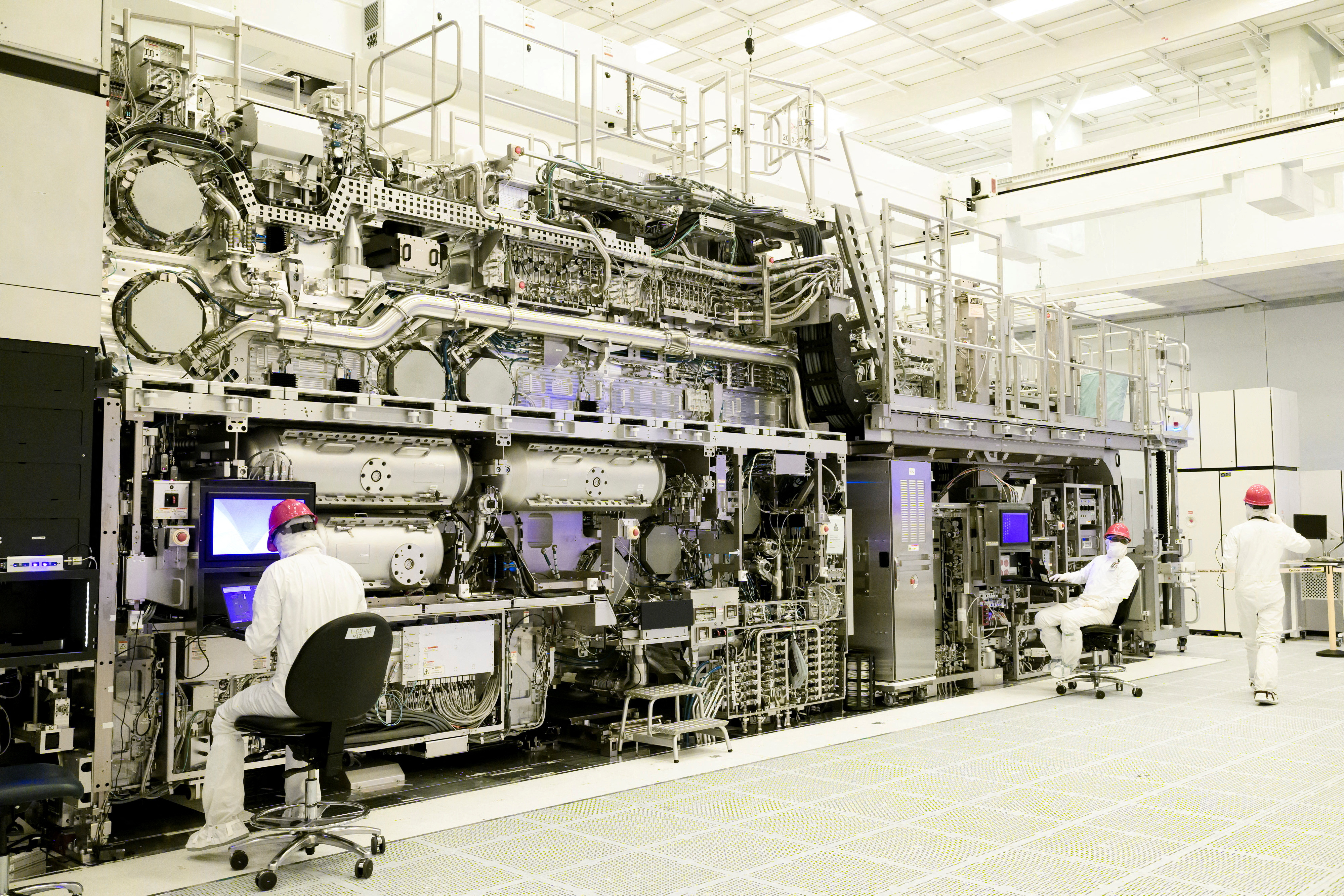 ASML.jpg