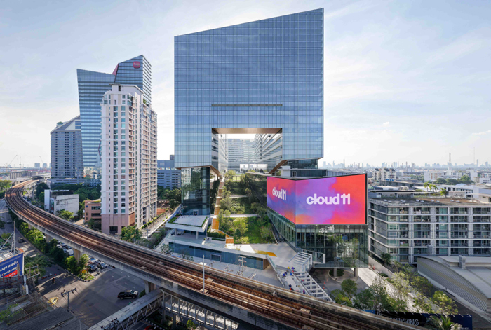 Cloud-11.jpg