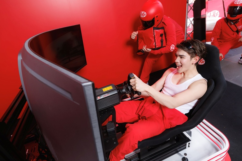 KitKat F1 โฟร์ท ณัฐวรรธน์ จิโรชน์ธิ.jpg